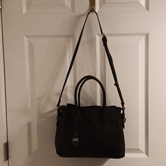 Black Handbag - Picture 3 of 5